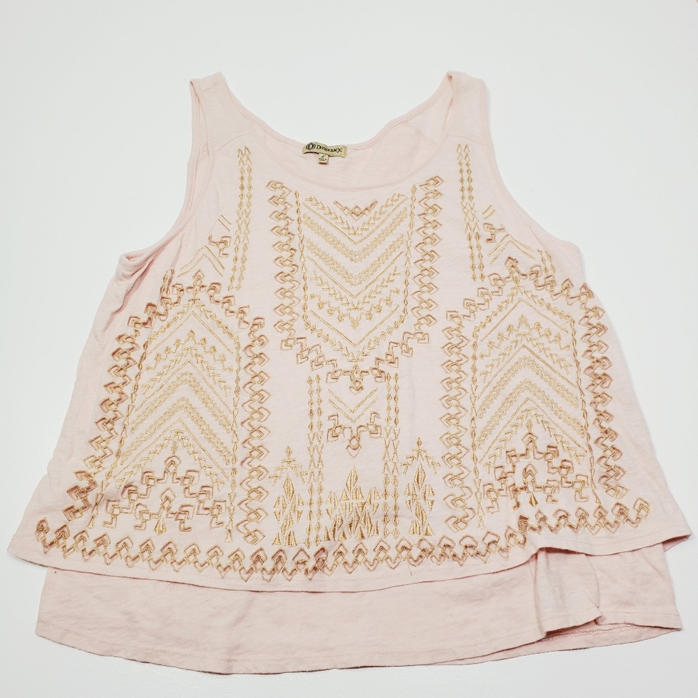 Democracy Women Size Large Tank Top Embroidered Detail Button Up on the back